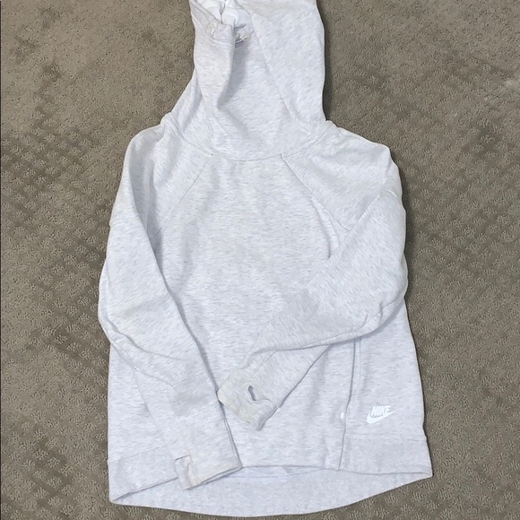 Nike pullover - Picture 1 of 4
